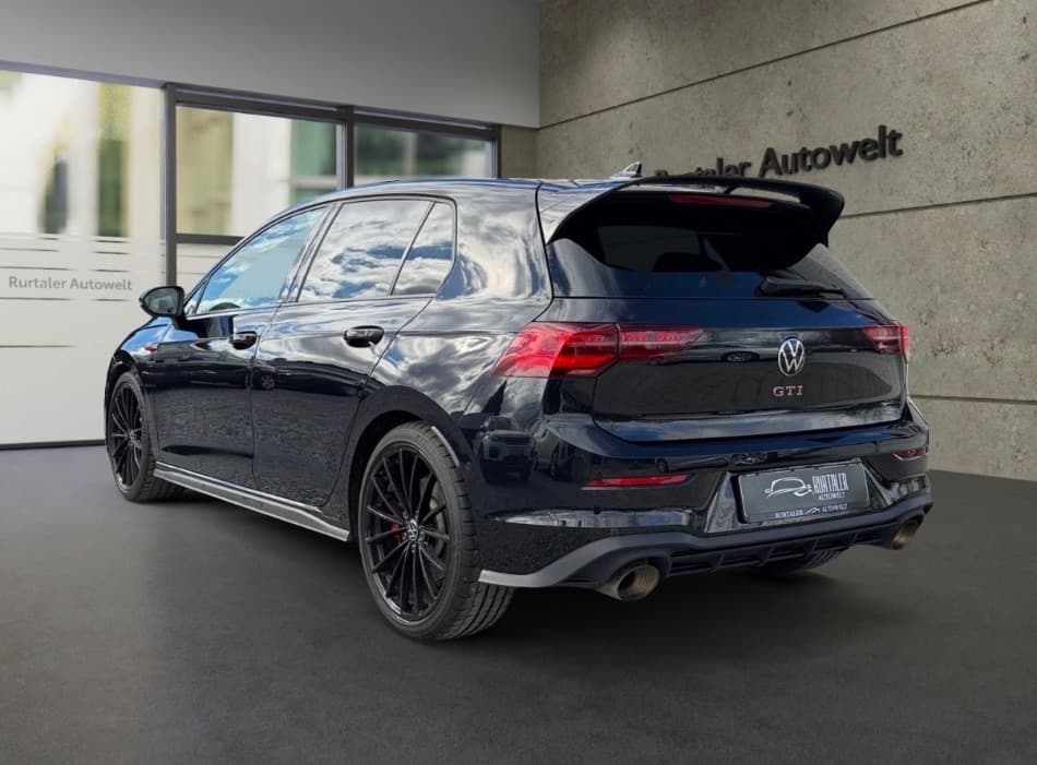 Volkswagen Golf 8 GTI Black - Coming Soon